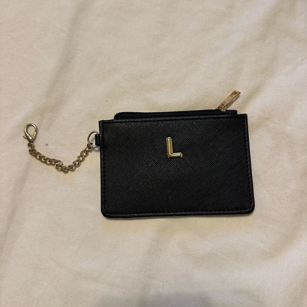 💗5 for $15💗 Ardene’s Black Card Wallet Keychain with Gold 'L' Accent